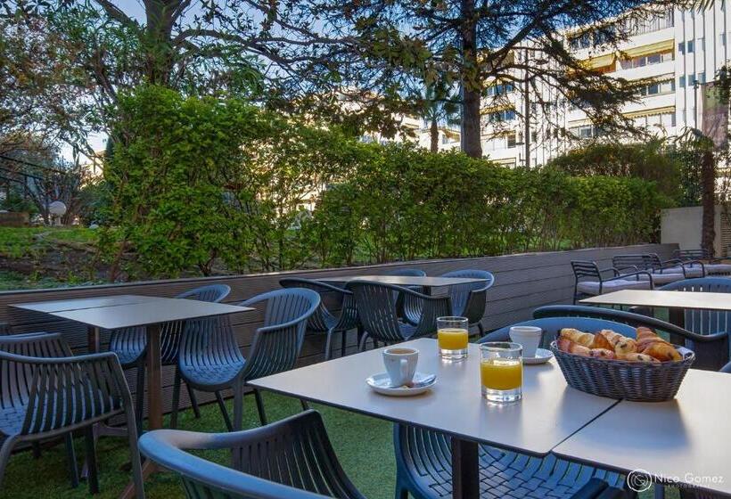 בית מלון כפרי Ibis Styles Cannes Le Cannet