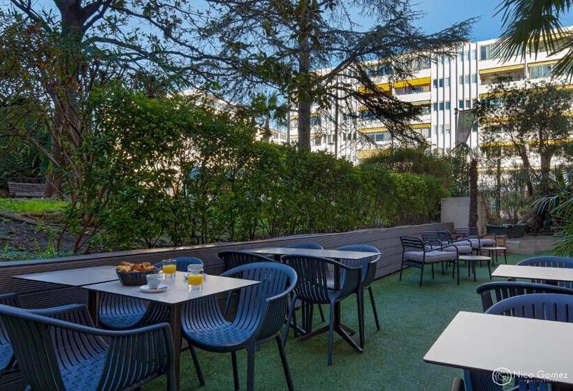 בית מלון כפרי Ibis Styles Cannes Le Cannet