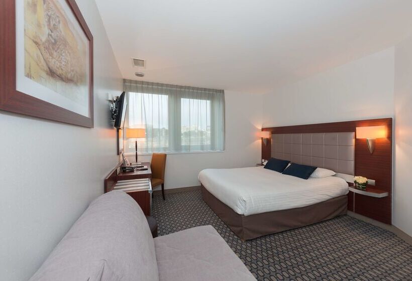 فندق Kyriad Limoges Centre Gare   Atrium