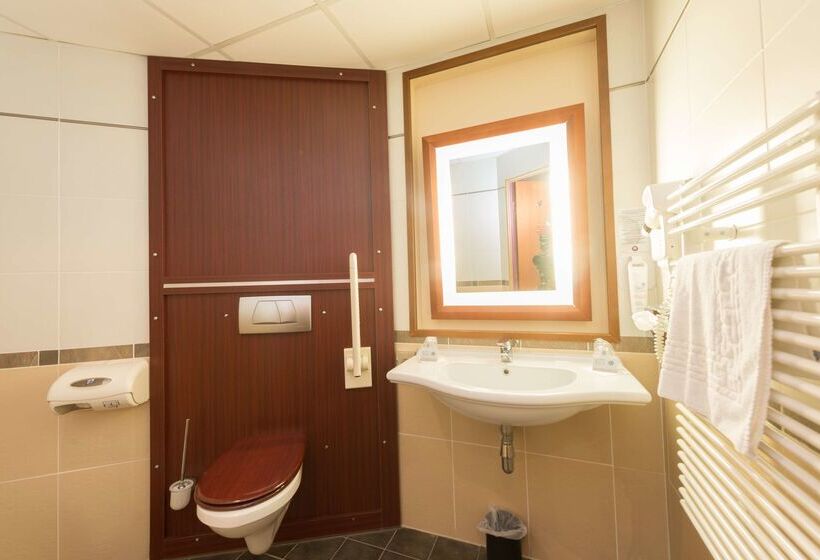 فندق Kyriad Limoges Centre Gare   Atrium