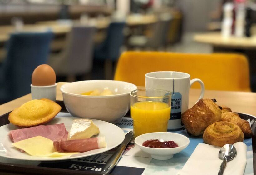 فندق Kyriad Limoges Centre Gare   Atrium