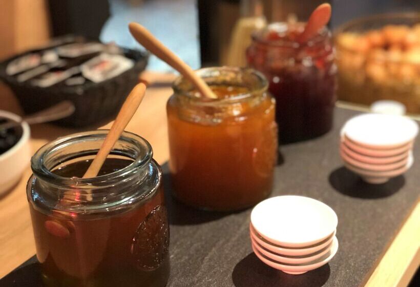 فندق Kyriad Limoges Centre Gare   Atrium