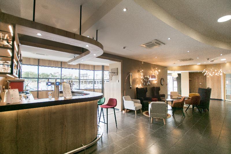 فندق Kyriad Limoges Centre Gare   Atrium