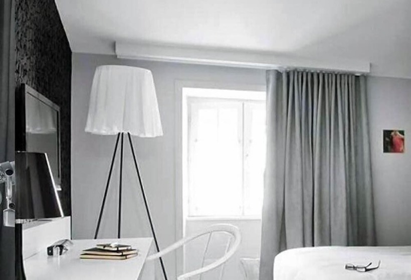 Отель Hôtel La Monnaie Arty & Spa