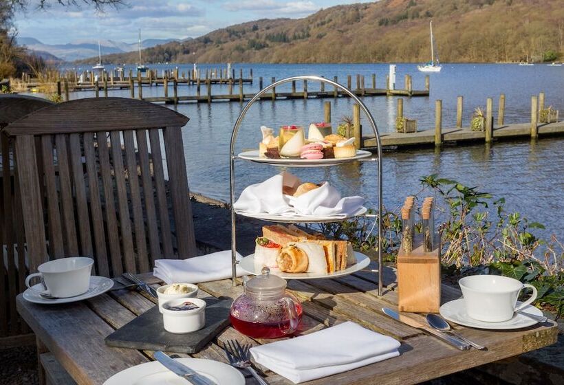 Lakeside Hotel And Spa