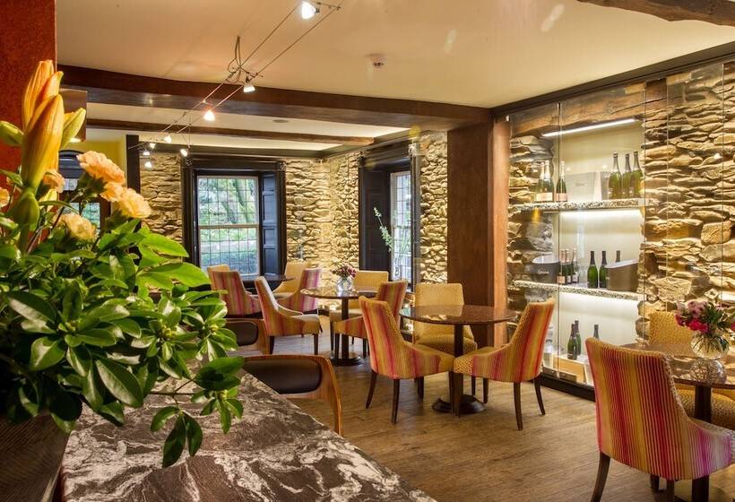 Lakeside Hotel And Spa