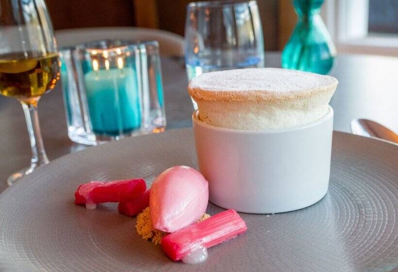 Lakeside Hotel And Spa