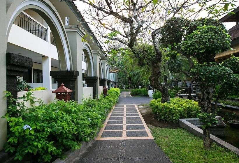 ホテル Legian Paradiso