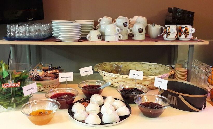 ホテル Logis Atoll