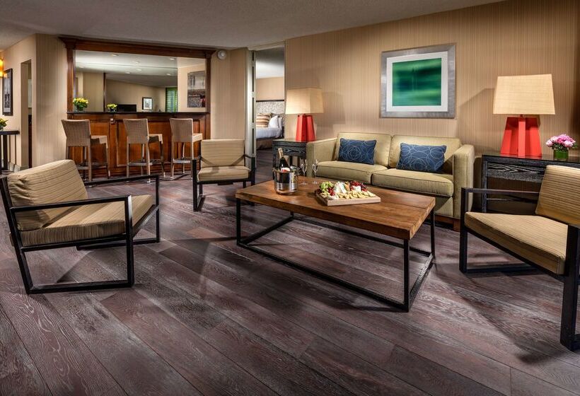 酒店 Maya   A Doubletree By Hilton