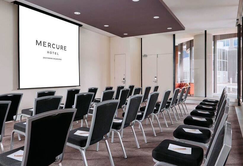 בית מלון כפרי Mercure Melbourne Southbank