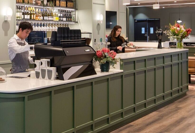 בית מלון כפרי Mercure Melbourne Southbank