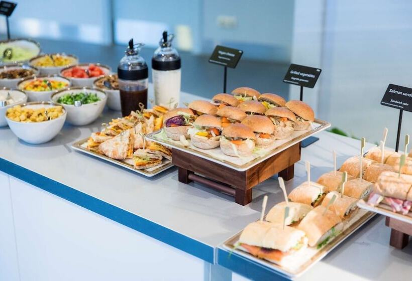 בית מלון כפרי NH Noordwijk Conference Centre Leeuwenhorst