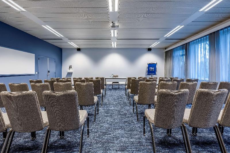 בית מלון כפרי NH Noordwijk Conference Centre Leeuwenhorst