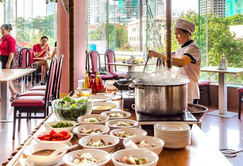 هتل Nha Trang Lodge