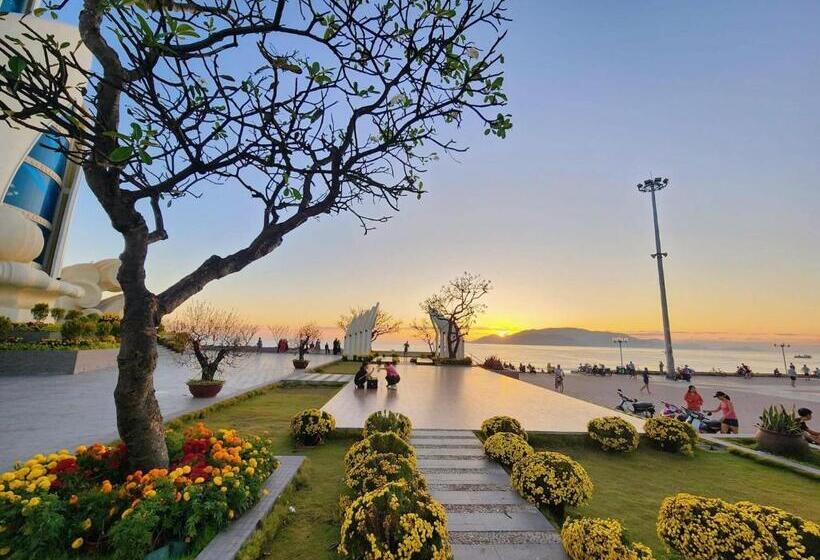 هتل Nha Trang Lodge