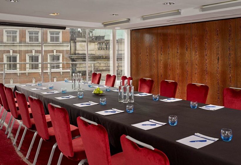 Отель Park Plaza Leeds