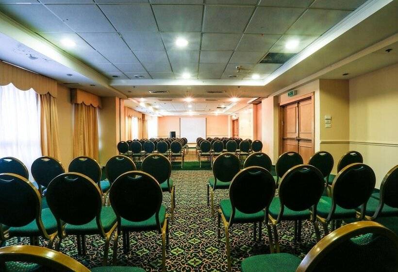 호텔 Plaza Nazareth Illit