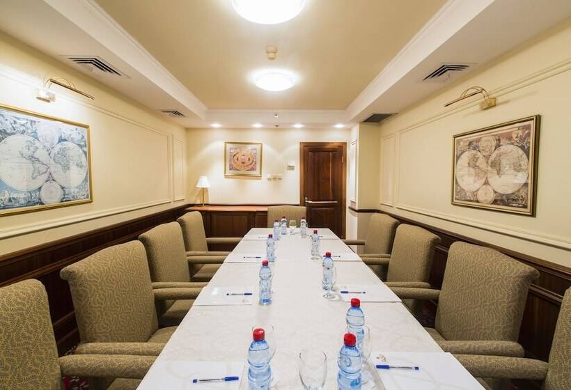 호텔 Plaza Nazareth Illit