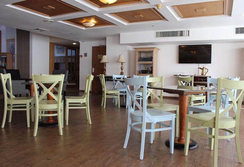 호텔 Plaza Nazareth Illit