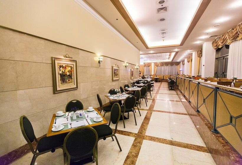 호텔 Plaza Nazareth Illit