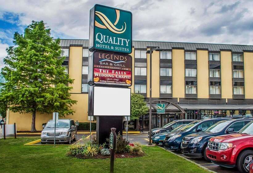 Quality Hotel & Suites At The Falls