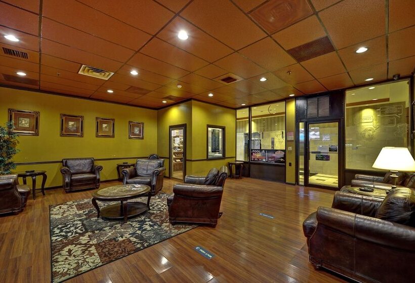 Quality Hotel & Suites At The Falls