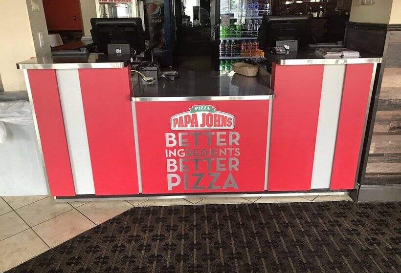 Quality Hotel & Suites At The Falls