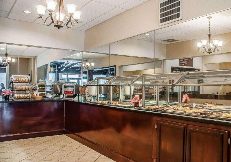 Quality Hotel & Suites At The Falls