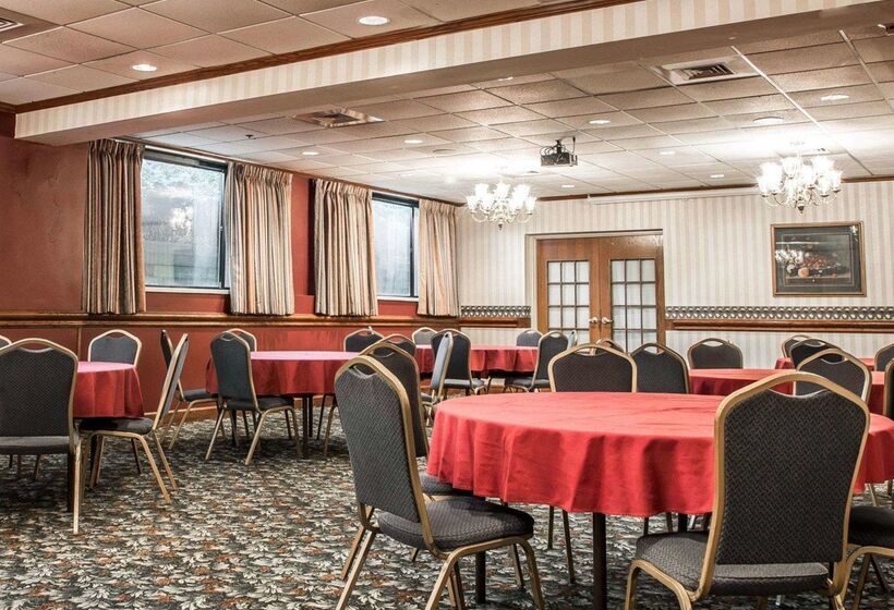 فندق Quality Inn