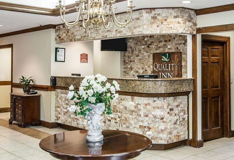 فندق Quality Inn