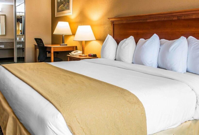 فندق Quality Inn