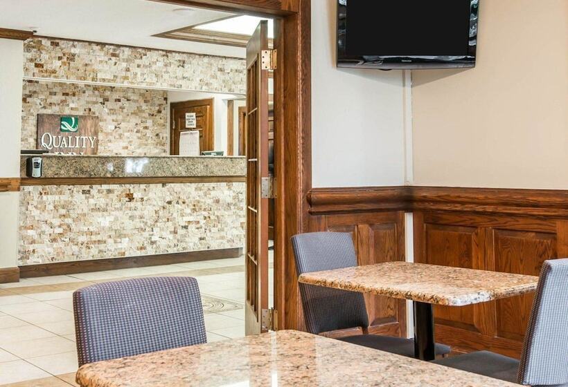فندق Quality Inn