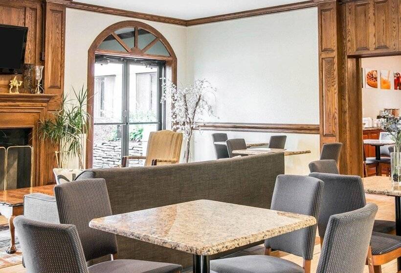 فندق Quality Inn