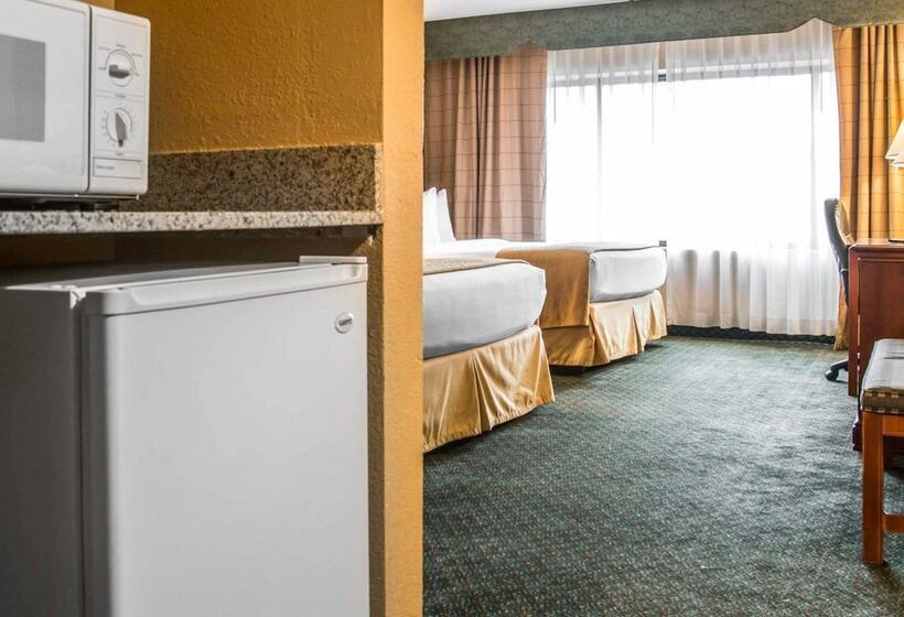 فندق Quality Inn