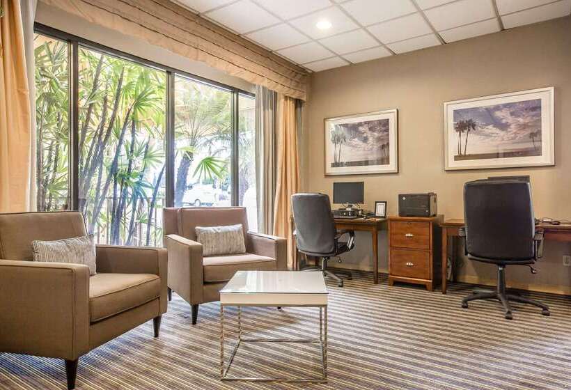 فندق Quality Inn & Suites Hermosa Beach