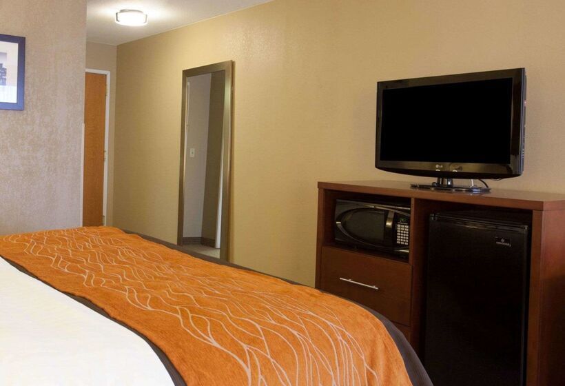 هتل Quality Inn & Suites I40 East