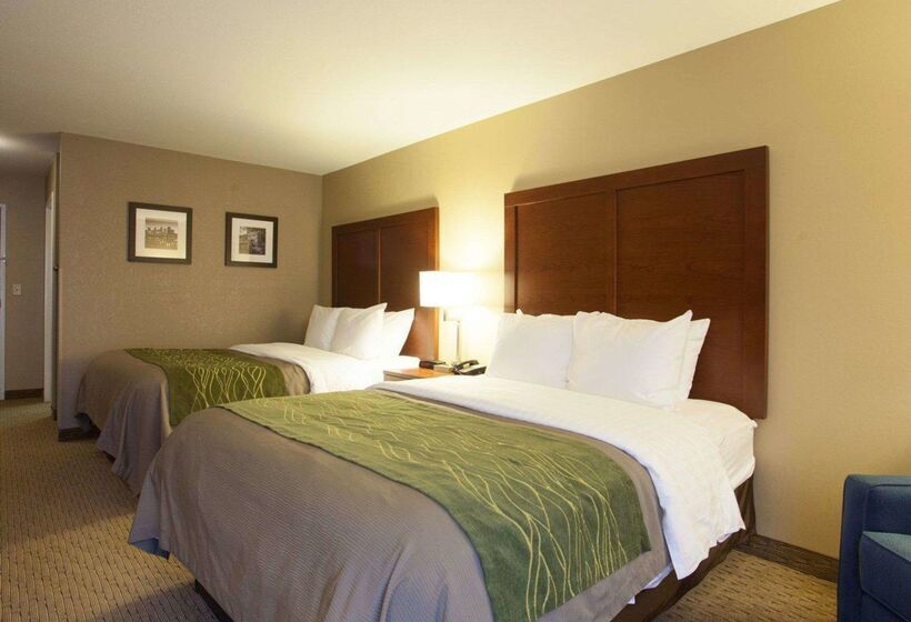 هتل Quality Inn & Suites I40 East