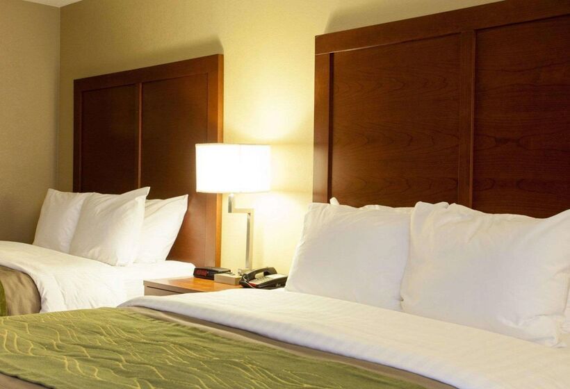 هتل Quality Inn & Suites I40 East