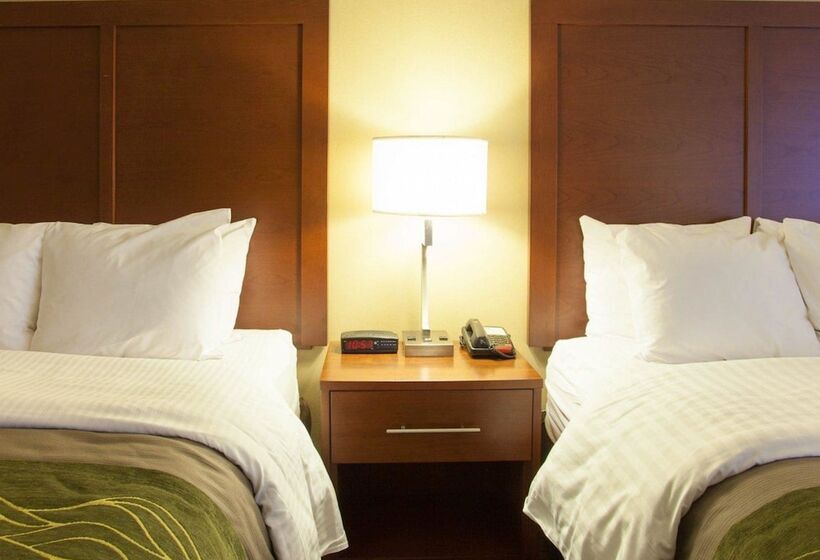 هتل Quality Inn & Suites I40 East