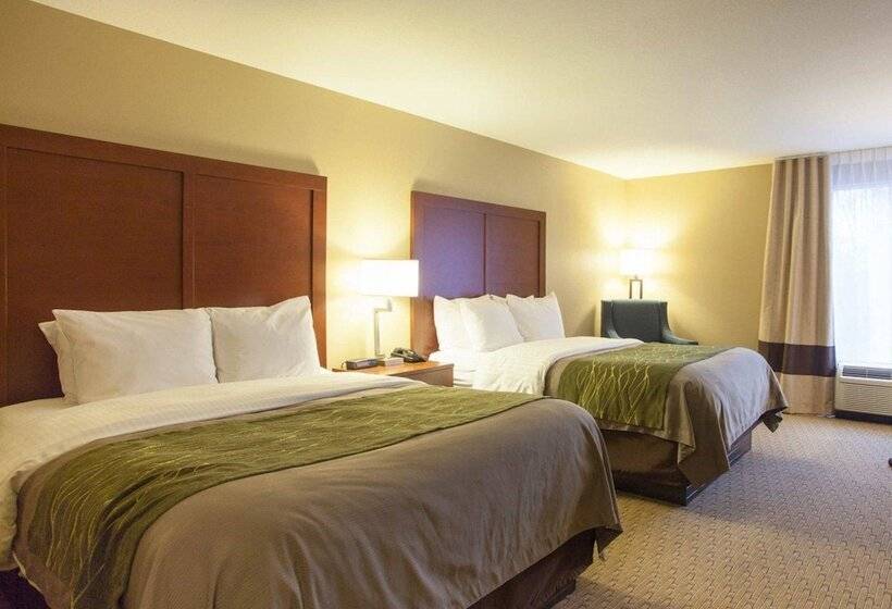 هتل Quality Inn & Suites I40 East