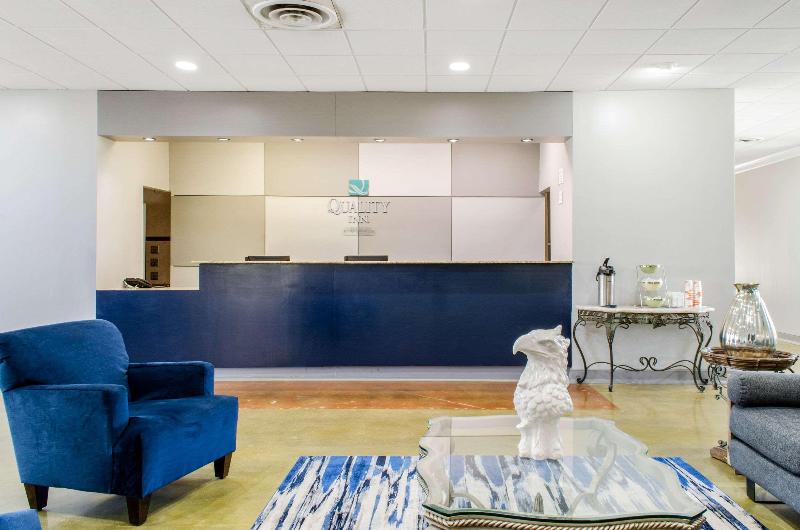 هتل Quality Inn & Suites