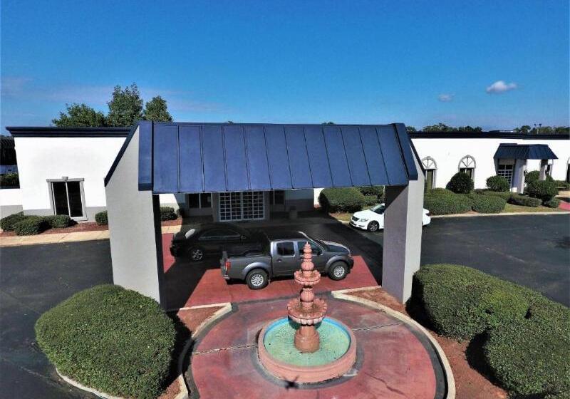 هتل Quality Inn & Suites