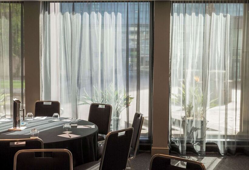 فندق Quay West Suites Melbourne