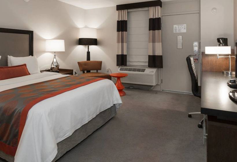 בית מלון כפרי Ramada By Wyndham Boston