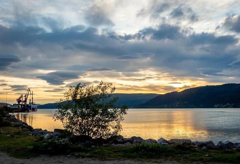 هتل Fjordgaarden Mo