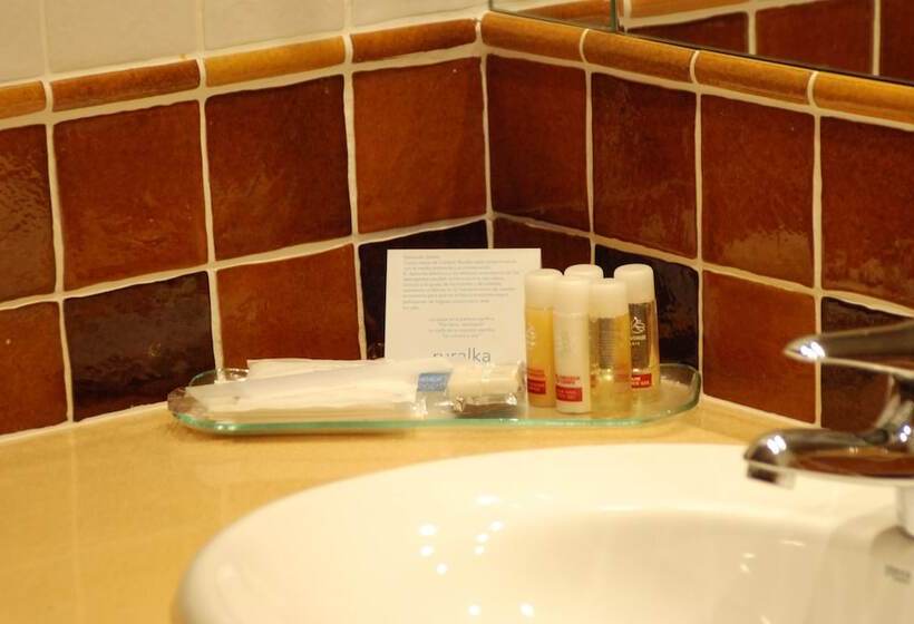 Сельский отель L Agora