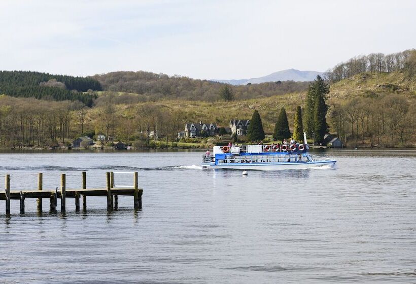 בית מלון כפרי Storrs Hall