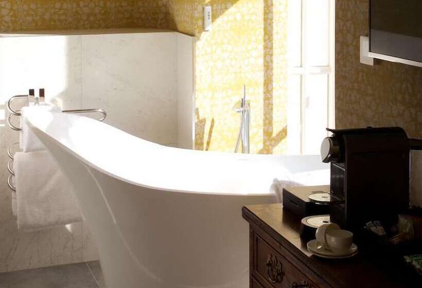 בית מלון כפרי Storrs Hall