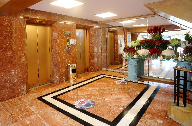 هتل Suites Del Bosque